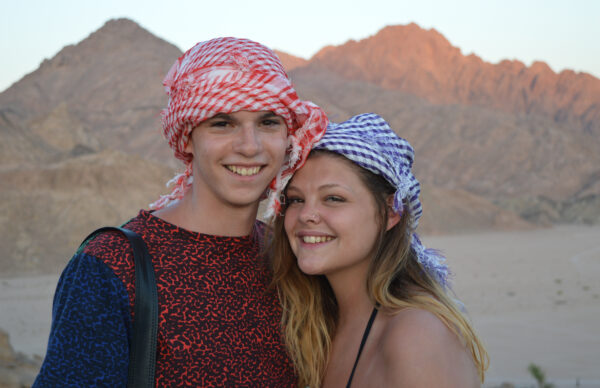 Na wycieczkach safari z Hurghady, Marsa Alam i Sharm nasi młodzi goście czują się naprawdę wspaniale!