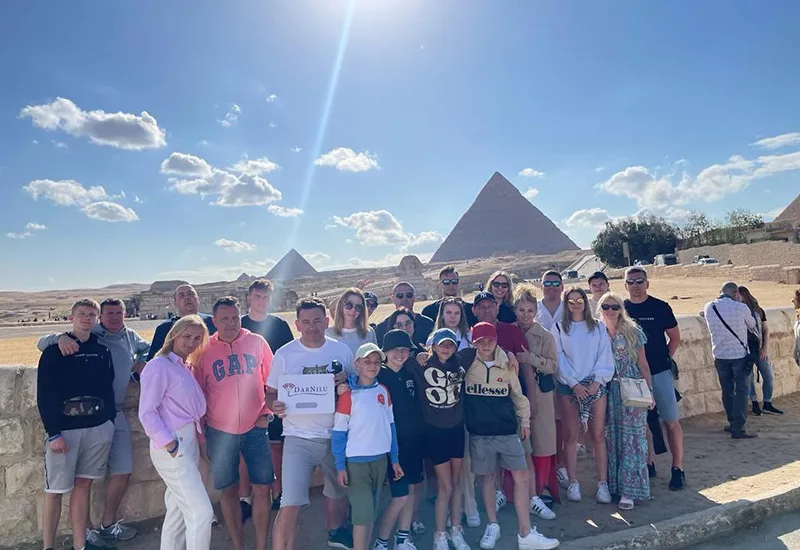 Wycieczka do Kairu z Marsa Alam , Hurghady i Sharm. Pod piramidami.