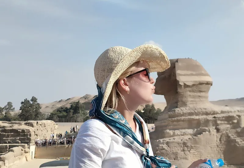 Całus ze Sfinksem. Wycieczka do Kairu z Hurghady, Sharm i Marsa Alam.