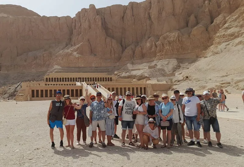 Przed Swiąybią Milionów Lat w Luksorze. Wycieczka Z Hurghady i Marsa Alam.