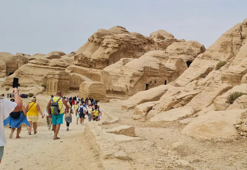 Tajemnicze misto Petra w Jordanii. Wycieczka z Sharm el Sheikh.